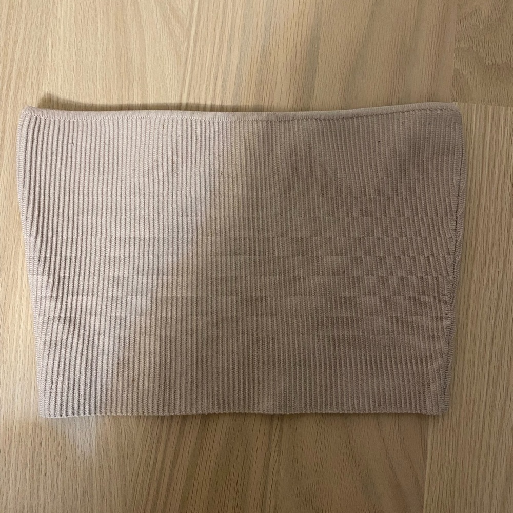 Aritzia babaton sculpt knit tube top